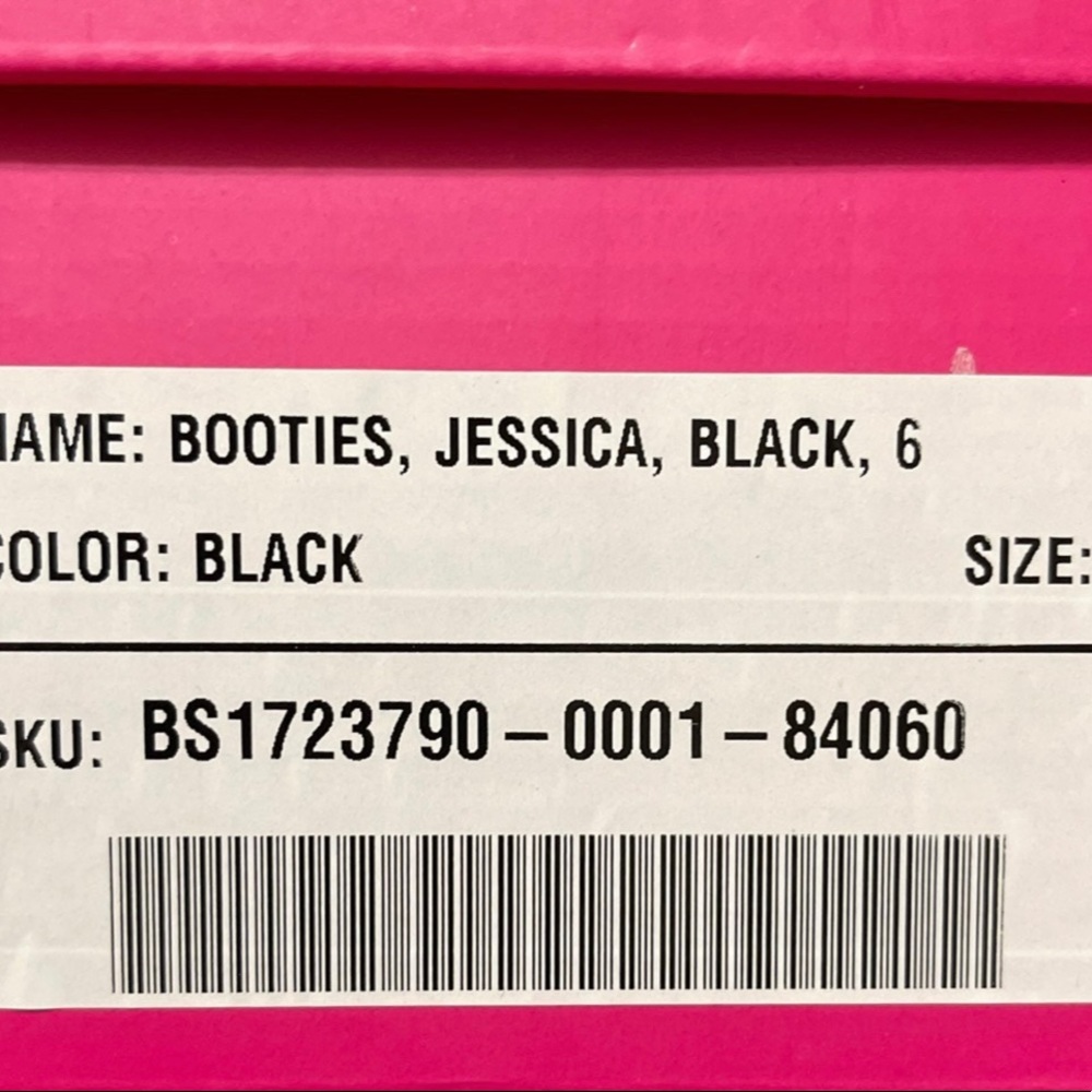 NWT ShoeDazzle Booties Size 6 - Picture 11 of 11
